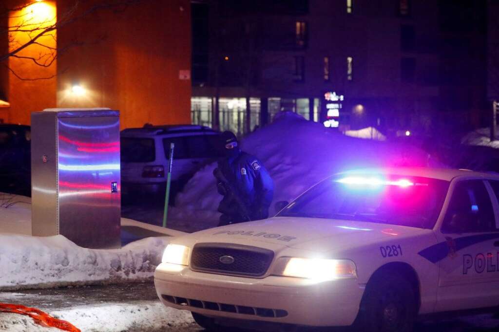 Les images de l'attentat à la mosquée de Québec - . REUTERS/Mathieu Belanger