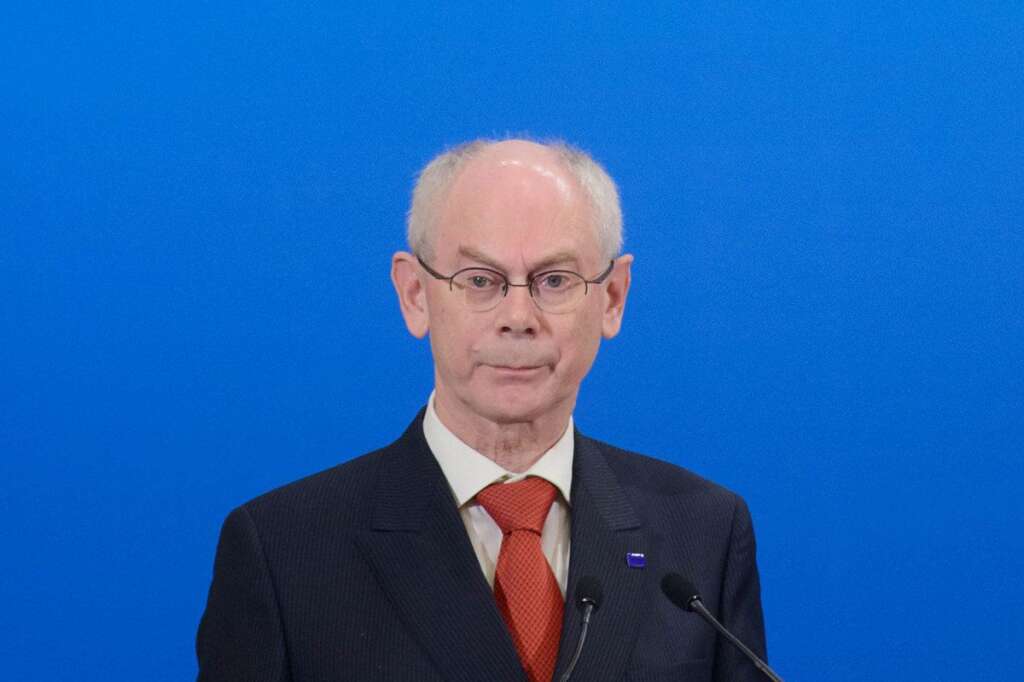 Herman Van Rompuy - Le président de l'Union européenne a souligné qu'il était "maintenant crucial de s'assurer de la mise en oeuvre dans les temps de l'accord et de continer à travailler, sur la base de la confiance déjà construite, vers un réglement définitif de cette question".