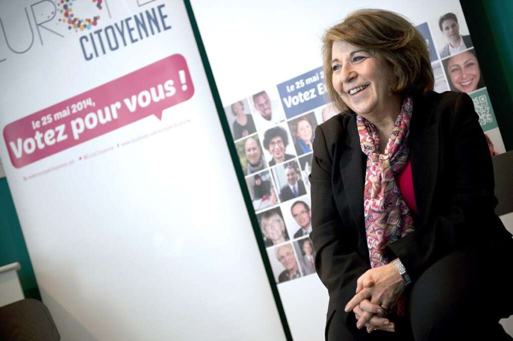 Corinne Lepage (Europe citoyenne) - Ancienne ministre d'Alain Juppé et eurodéputée Modem sortante, Corinne Lepage a pris la tête d'un mouvement apolitique, Europe Citoyenne, pour ces élections européennes.
