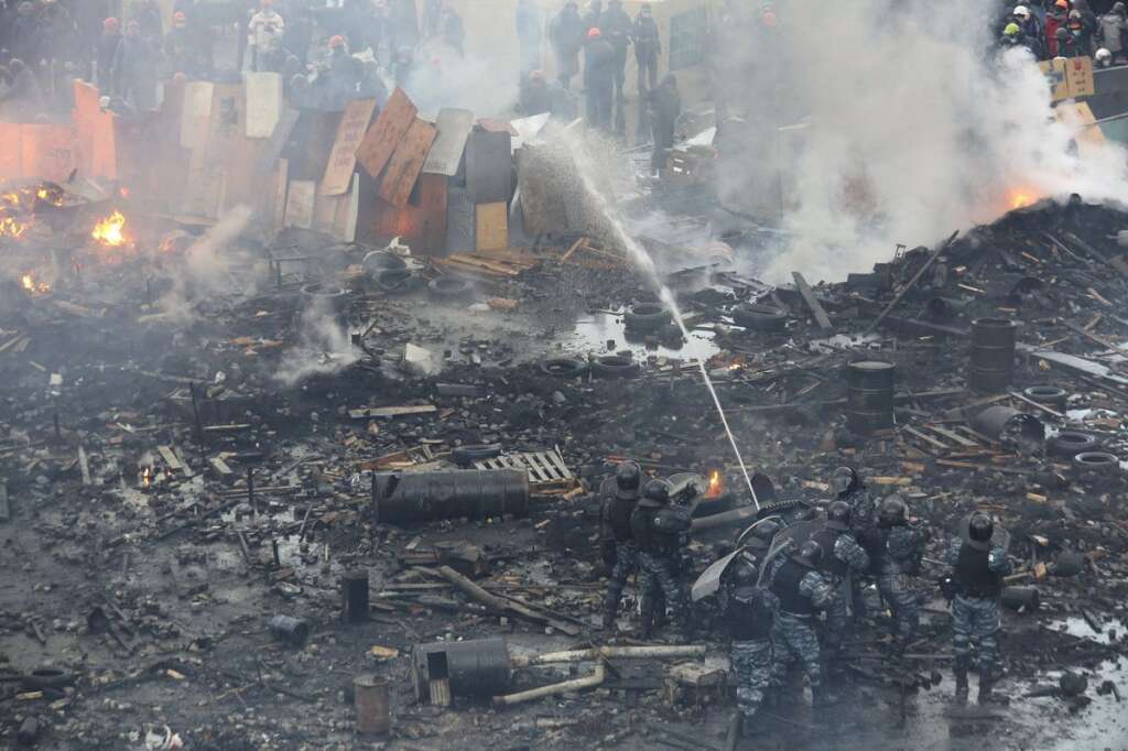- Le mercredi 19 février à Kiev, après 24 heures de violences.