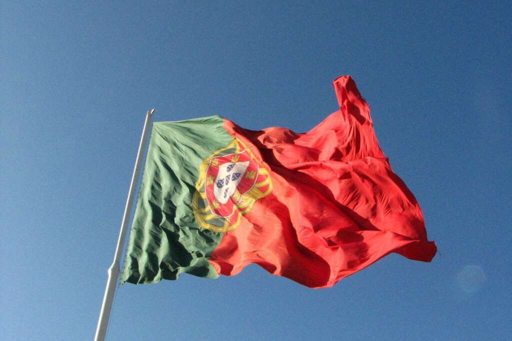3. Portugal: 70% de défiance - Alors que les plans d'austérité ont provoqué une crise politique dans leur pays, 70% des Portugais affichent leur défiance à l'égard de l'Union européenne.