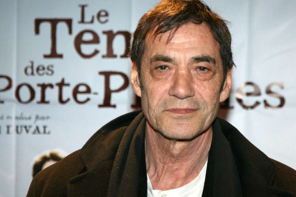 Daniel Duval - Le comédien et réalisateur <a href="http://www.cinefil.com/star/daniel-duval" target="_hplink">Daniel Duval</a>, auteur notamment de <em><a href="http://www.allocine.fr/film/fichefilm_gen_cfilm=44017.html" target="_hplink">La dérobade</a></em> et gueule du cinéma français, est décédé jeudi à l'âge de 68 ans des suites d'une longue maladie.