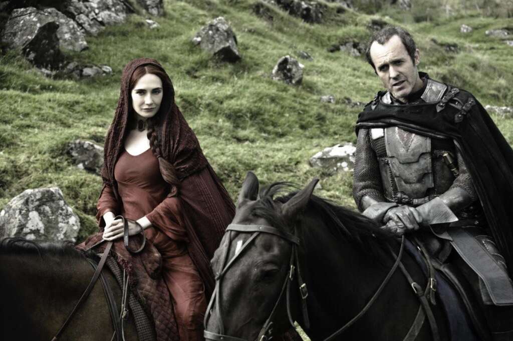 Mellisandre and Stannis Baratheon - Carice van Houten et Stephen Dillane en Mellisandre et Stannis Baratheon.