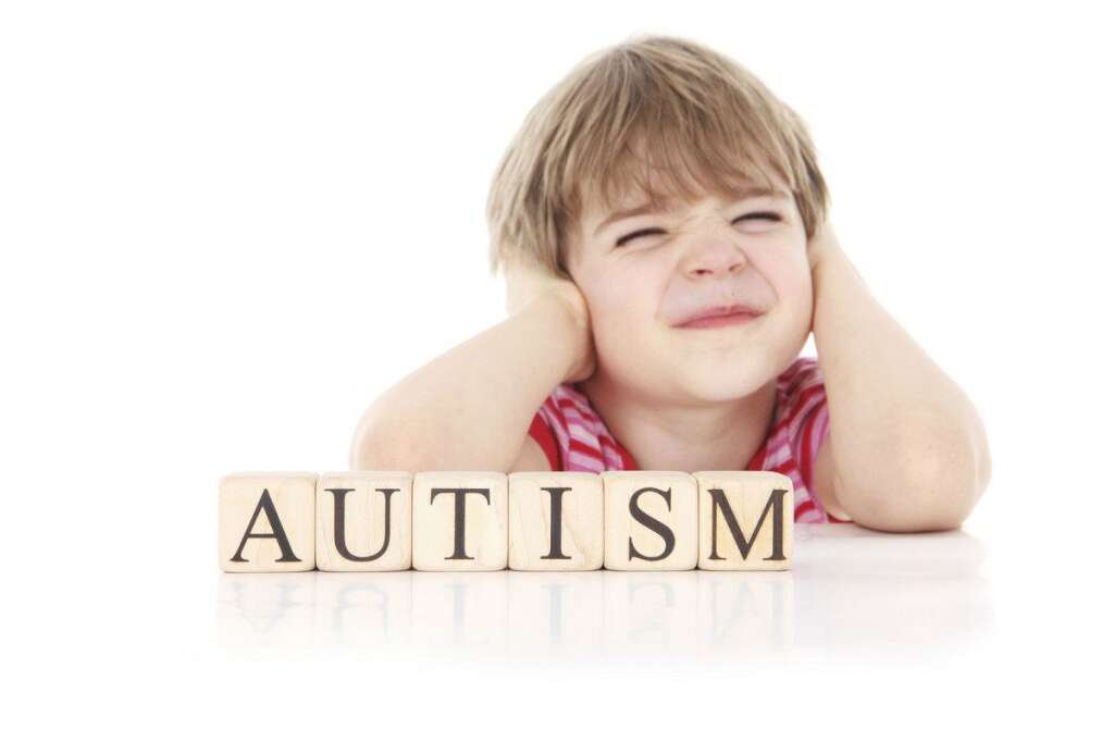 Troubles du spectre autistique - On ne devrait d'ailleurs plus utiliser le terme "autisme", mais "<a href="http://fr.wikipedia.org/wiki/Troubles_du_spectre_autistique" target="_blank">troubles du spectre autistique</a>" (TSA).