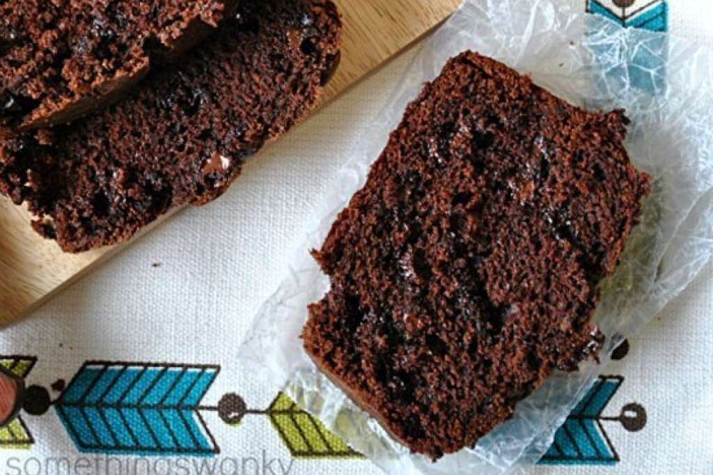 Nutella Chocolate Chip Banana Bread - <strong>Get the <a href="http://www.somethingswanky.com/nutella-chocolate-chip-banana-bread/" target="_hplink">Nutella Chocolate Chip Banana Bread recipe</a> by Something Swanky</strong>