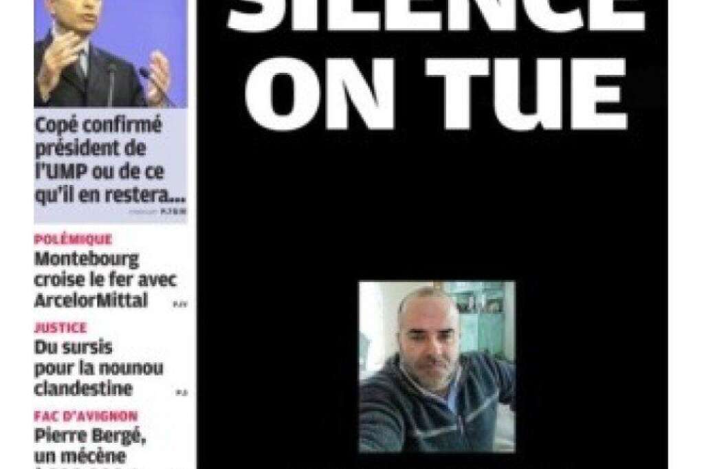 "Silence on tue", La Provence, 27 novembre - Le quotidien régional marque les esprits <a href="http://www.huffingtonpost.fr/2012/11/27/silence-on-tue-une-choc-journal-la-provence-marseille_n_2195834.html" target="_hplink">après la mort d'un chauffeur de car</a>, assassiné dans un bar de Marseille. Ce cri du coeur en Une du journal provençal se fait l'écho de l'abandon ressenti par la population face à la montée de la violence dans la région.
