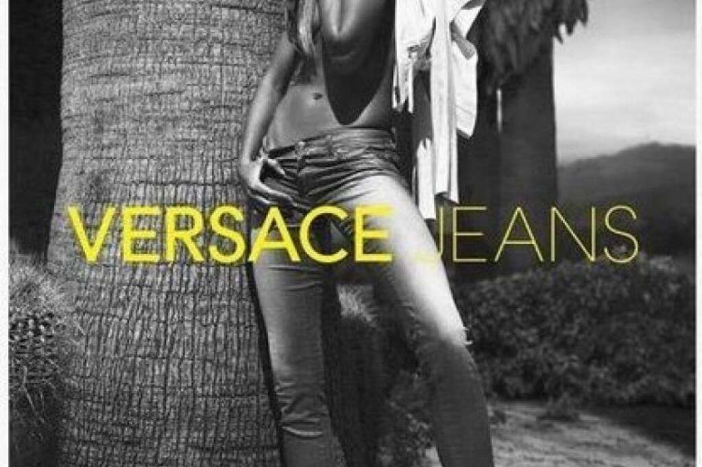 Les jeans Versace, en 2012 - (Photo: courtoisie)