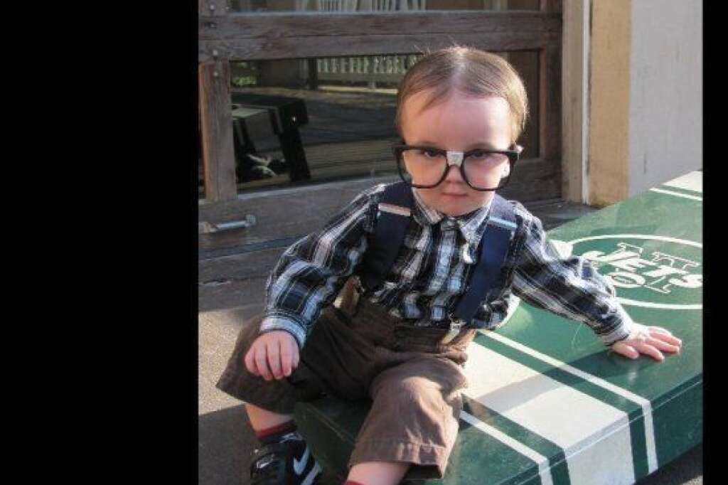 Nerd Baby - <a href="http://www.huffingtonpost.com/social/sarahboyd"><img style="float:left;padding-right:6px !important;" src="http://s.huffpost.com/images/profile/user_placeholder.gif" /></a><a href="http://www.huffingtonpost.com/social/sarahboyd">sarahboyd</a>:<br />One year old Rhodes is one cool nerd!