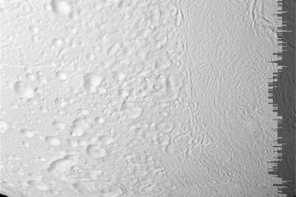 Encelade, la surface -