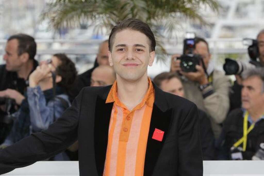 Le style coloré de Xavier Dolan - Director Xavier Dolan poses during a photo call for Laurence Anyways at the 65th international film festival, in Cannes, southern France, Saturday, May 19, 2012. (AP Photo/Francois Mori)