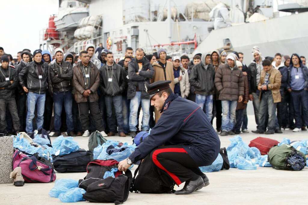 15 mars 2011 : 35 morts - 35 migrants partis de Zarzis en Tunisie pour Lampedusa disparaissent après le chavirage de leur embarcation en pleine nuit.