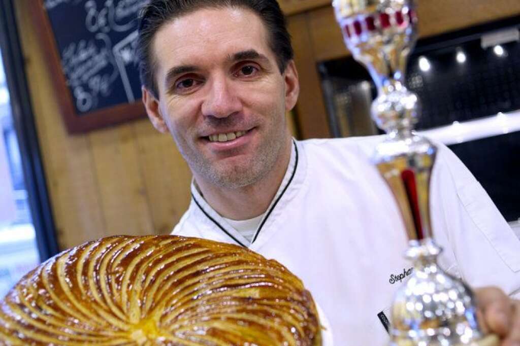 En France, la reine pour tous, c'est la galette - Et voici Stéphane Louvard, un pâtissier parisien qui a remporté le prix de la meilleure galette de la capitale de l'année 2013.