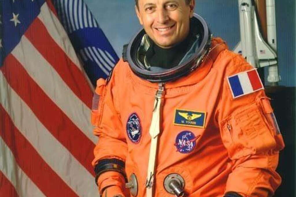 Michel Tognini - Une mission dans le vaisseau russe Soyouz en 1992 et une autre dans la navette américaine Columbia en 1999 auront permis à Michel Tognini -né en 1949- de passer 18 jours dans l'espace.