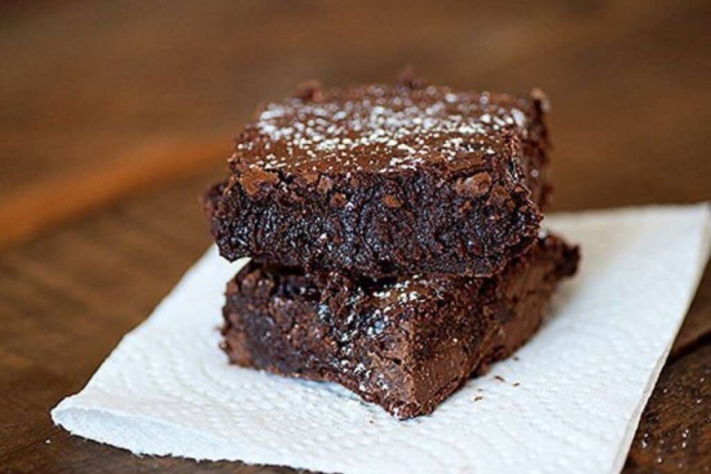Nutella Brownies - <strong>Get the <a href="http://www.bunsinmyoven.com/2013/01/03/nutella-brownies/" target="_hplink">Nutella Brownies recipe</a> by Buns In My Oven</strong>