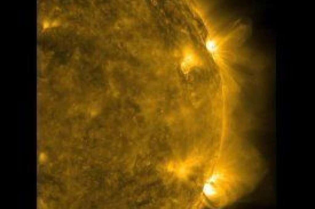 Éruptions solaires -