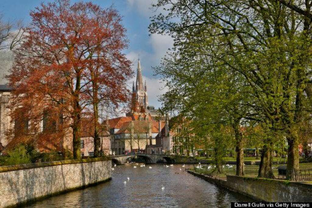 Bruges (Belgique) - Canaux + rues pavées + centre historique <a href="http://whc.unesco.org/en/list/996" target="_hplink">inscrit au patrimoine mondial de l'UNSECO</a> = splendeur absolu.