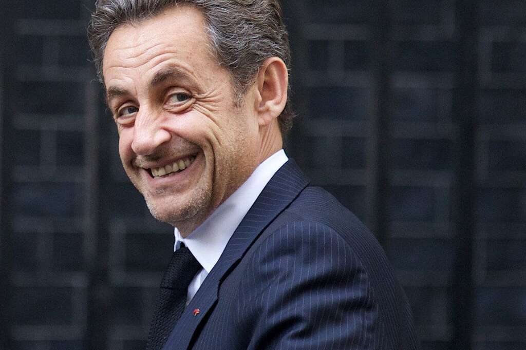 Nicolas Sarkozy - Est-ce lui qui a souhaité recourir à l'arbitrage dont a bénéficié Bernard Tapie? L'Express a révélé plusieurs réunions à l'Elysée entre l'ancien chef de l'Etat et l'homme d'affaires, notamment avant la décision. Pour l'heure, aucun des protagonistes n'incrimine Nicolas Sarkozy. Pour Stéphane Richard, il n'y a eu "ni ordre, ni instruction, ni pression particulière" de l'Elysée, mais "la solution de l'arbitrage était validée par le président de la République qui n'en a jamais fait mystère".