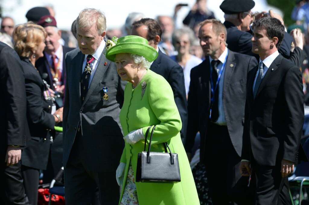 La reine commémore les soldats britanniques -