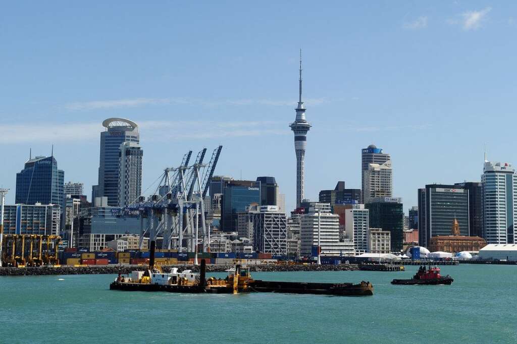 10. Auckland (Nouvelle-Zélande) - Auckland est la capitale économique ainsi que la ville la plus peuplée de Nouvelle-Zélande (dont la capitale administrative est Wellington).