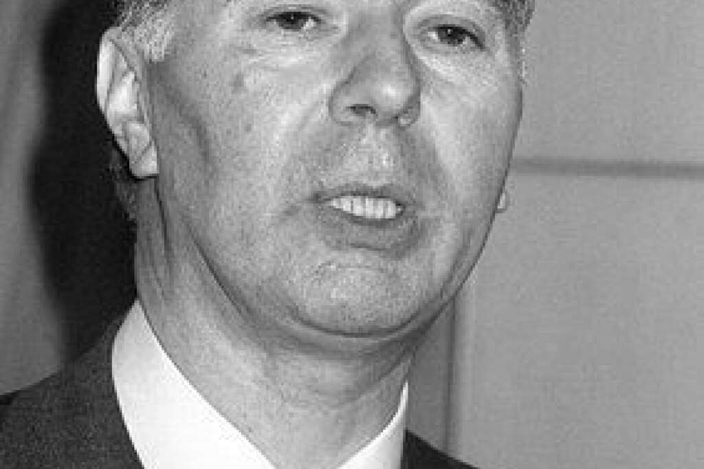 26 décembre - Leo Tindemans - Premier ministre belge de 1974 à 1979 et président du Parti populaire européen pendant presque une décennie