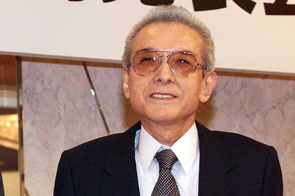 Hiroshi Yamauchi - Hiroshi Yamauchi, qui a occupé le poste de président à la tête de Nintendo de 1949 à 2002, est décédé jeudi 19 septembre à l'âge de 85 ans.  Au cours de ses 53 années passées à diriger la firme japonaise, il a activement participé à la révolution du secteur des consoles et jeux vidéo notamment avec les lancements de la Super Nintendo en 1990, de la Nintendo 64 en 1996 et de la GameCube en 2001.