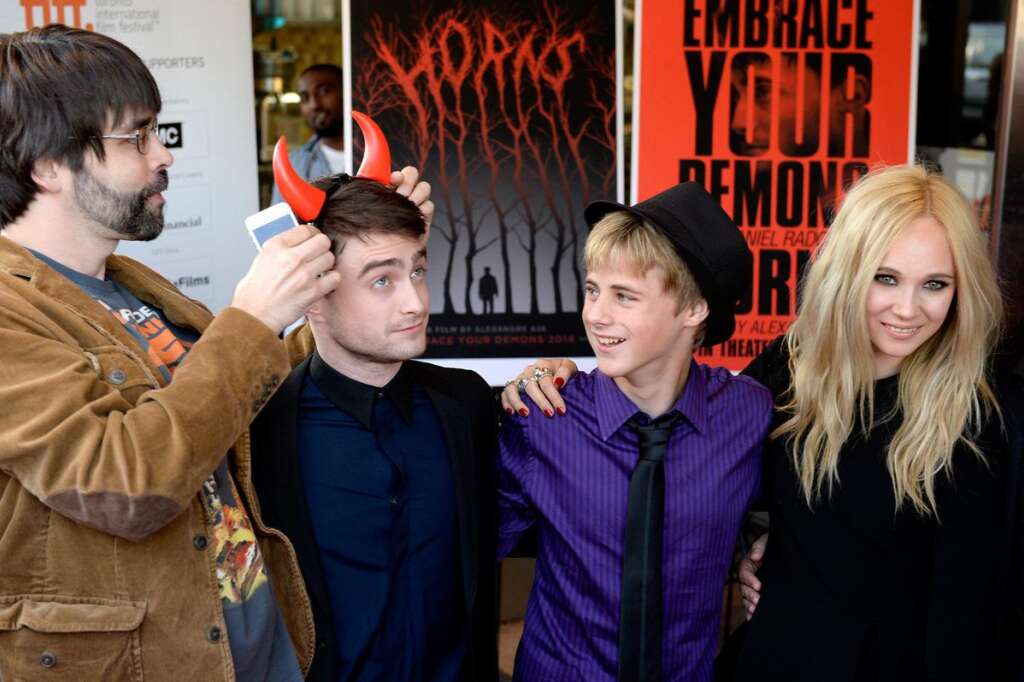 Ici Daniel Radcliffe en présence du cast de son prochain film et de l'écrivain Joe Hill (à gauche).