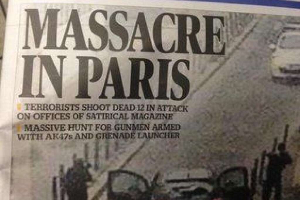 London Evening Standard (Grande-Bretagne) - "Des terroristes tuent 12 personnes dans une attaque dans les locaux d'un magazine satirique".  "Une grande chasse à l'homme à la recherche des tireurs armés d'AK 47 et lance-grenade".