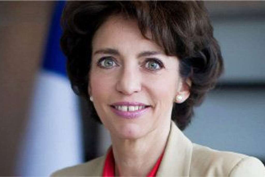 Marisol Touraine, ministre des Affaires sociales, de la santé et des droits des femmes - <span style="text-decoration:underline;"><strong>Age</strong></span>: 57 ans (7 mars 1959) <span style="text-decoration:underline;"><strong>Terre d'élection</strong></span>: Indre-et-Loire <span style="text-decoration:underline;"><strong>Fonction précédente</strong></span>: déjà en poste