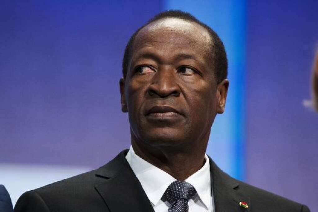 Blaise Compaoré - Burkina Faso - Arrivé au pouvoir a l'occasion d'un coup d'Etat en 1987, Blaise Compaoré est élu une première fois président en 1991. Il est réélu en 1998, 2005 et 2010.   Souhaitant se représenter en 2015, il cherche à modifier la constitution. Un volonté <a href="http://www.huffingtonpost.fr/2014/10/30/burkina-faso-manifestations-blaise-compaore_n_6074052.html?utm_hp_ref=france" target="_blank">qui a embrasé la société civile du Burkina Faso.</a>  <em>Photo: Blaise Compaoré, le 26 septembre 2013</em>