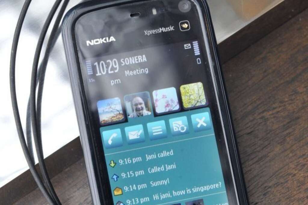 2008 - Nokia 5800 -