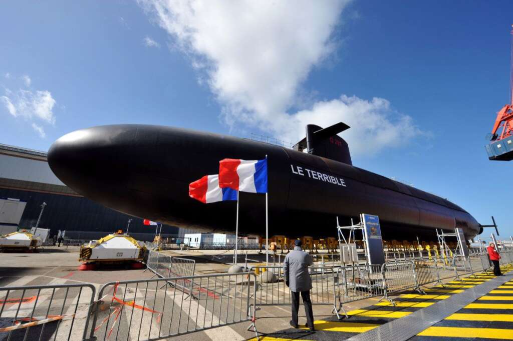 Le Terrible, le dernier-né des sous-marins nucléaires - Quatrième sous-marin nucléaire lanceur d'engins nouvelle génération, Le Terrible a été présenté en 2008 et mis en service en 2010. A son bord, une centaine d'hommes et des missiles nucléaires.
