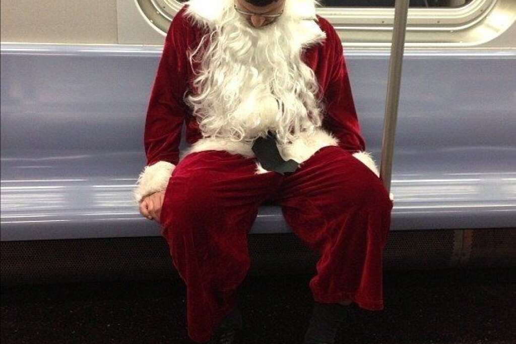 Santa Claus - Le Père Nöel est à bout. Ligne 6, New York.