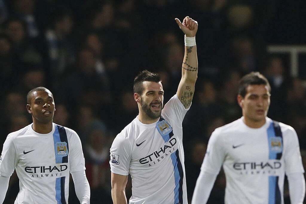 6. Manchester City - 316,2 millions d'euros - Alvaro Negredo (au centre), janvier 2014