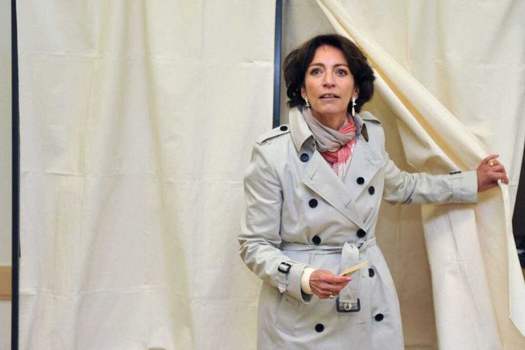 Marisol Touraine en Indre-et-Loire - La ministre des Affaires sociales Marisol Touraine, candidate à sa réélection dans la troisième circonscription d'Indre-et-Loire,  a obtenu plus de 60% des voix face à l'UMP Jacques Barbier.