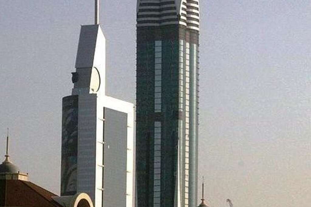 8. La Rose Tower de Dubaï (Emirats Arabes Unis) - Hauteur totale: 333 m Hauteur de l'étage le plus haut occupé : 237 m Hauteur non occupée : 96 m, soit 29% de la hauteur de l'immeuble