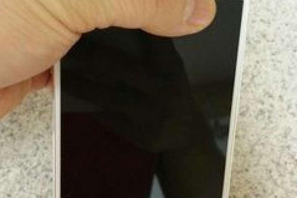 Samsung Galaxy S6: des photos auraient fuité de chez AT&T -