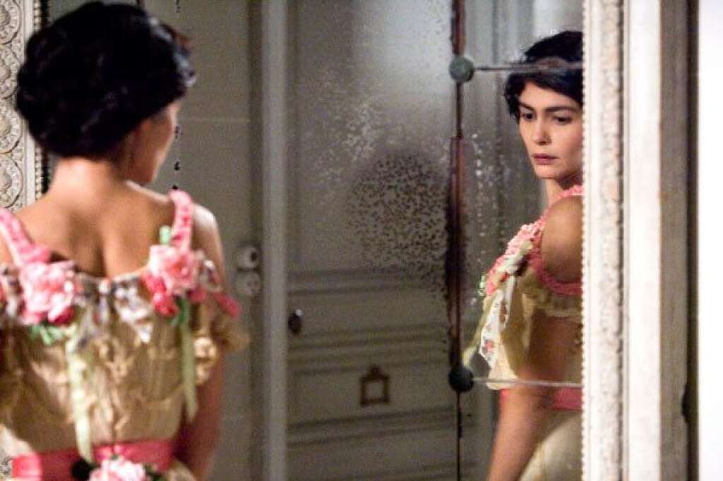 3. Le Grand Hotel Cabourg (Cabourg, Film: Coco avant Chanel) - Audrey Tautou (Coco Chanel) dans le Grand Hotel Cabourg