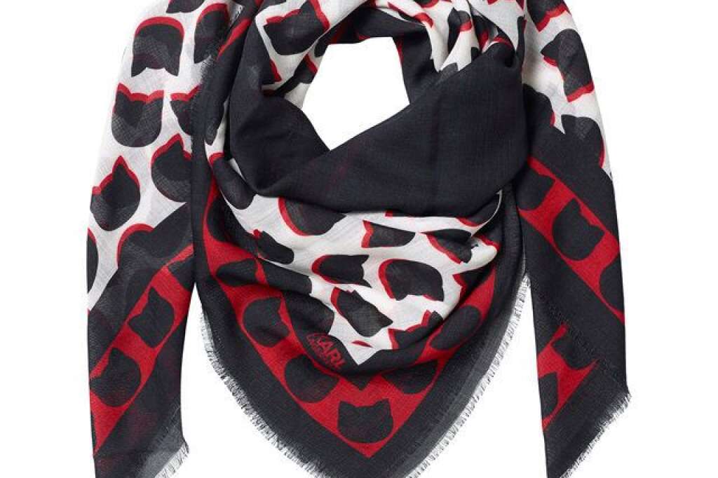 Une écharpe avec des motifs de chats - Une écharpe inspiré par Choupette, 250 euros