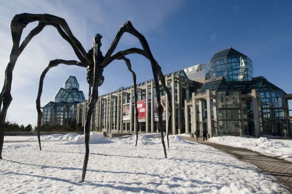 8. Visiter des musées historiques - Le musée du train et la Casa Loma à Toronto, <a href="http://www.monnuage.fr/photos/point-d-interet/44259/136930" target="_blank">les musées des beaux-arts d’Ottawa et Montréal</a>, la culture, l’art et l’histoire ne manquent pas au Canada. Si vous avez des enfants avec vous, il y a aussi l’insectarium de Montréal et l’aquarium de Vancouver.