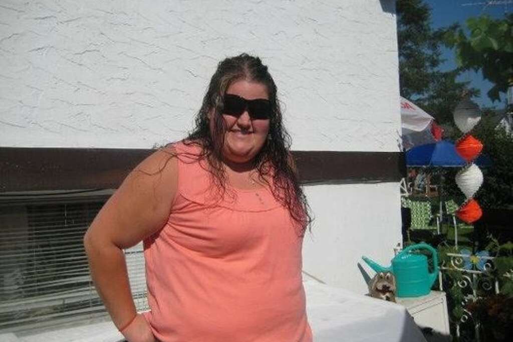 Kimberly BEFORE - <a href="http://www.huffingtonpost.ca/2015/08/11/weight-lost_n_7971154.html" target="_blank">Read the story here.</a>