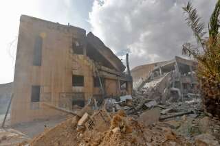 Les dégâts sur un bâtiment faisant partie du Centre de recherches scientifiques de Damas, le 14 avril.