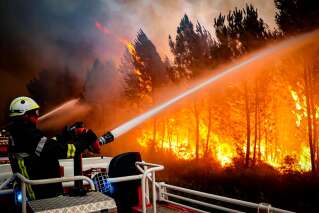 Incendies en Gironde: Près de 11.000 hectares brûlés et 14.000 personnes évacuées