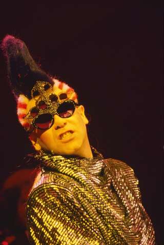 AUSTRALIA - DECEMBER 01:  SYDNEY ENTERTAINMENT CENTRE  Photo of Elton JOHN  (Photo by Bob King/Redferns)