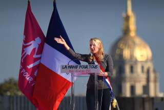 Marion Maréchal Le Pen à la tribune de La Manif pour tous