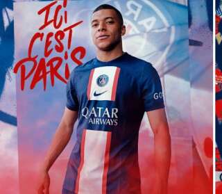 Le nouveau maillot du PSG, un bavoir géant 