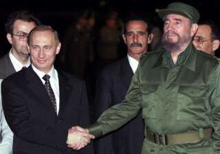 Vladimir Poutine et Fidel Castro à La Havane le 13 décembre 2000.