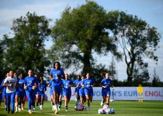L'équipe de France féminine de football, ici à l'entraînement à Ashby-de-la-Zouch, près de Leicester, débute l'Euro 2022 ce dimanche 10 juillet contre l'Italie.