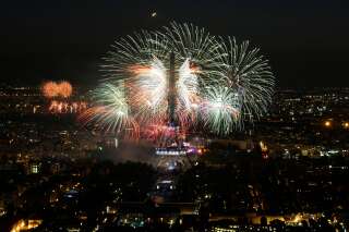 14-Juillet: Revivez le feu d'artifice tiré depuis la Tour Eiffel à Paris