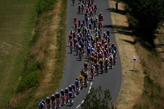 Face à la canicule, la solution utilisée sur le Tour de France scandalise