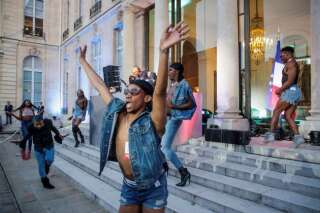 DJ Kiddy Smile and dancers perform during the 'Fete de la Musique', the music day celebration in the courtyard of the Elysee presidential Palace, in Paris, France, June 21, 2018.  Christophe Petit Tesson/Pool via Reuters